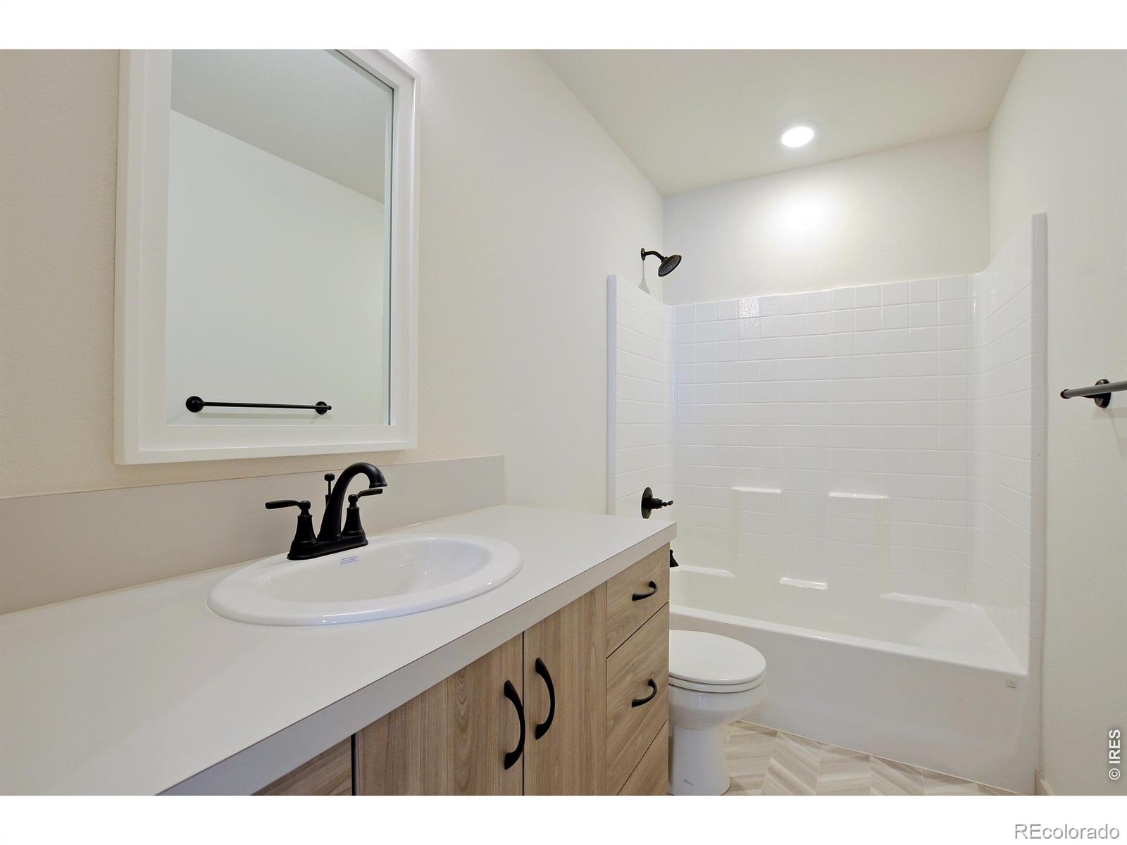MLS Image #29 for 529 s 10th street,berthoud, Colorado