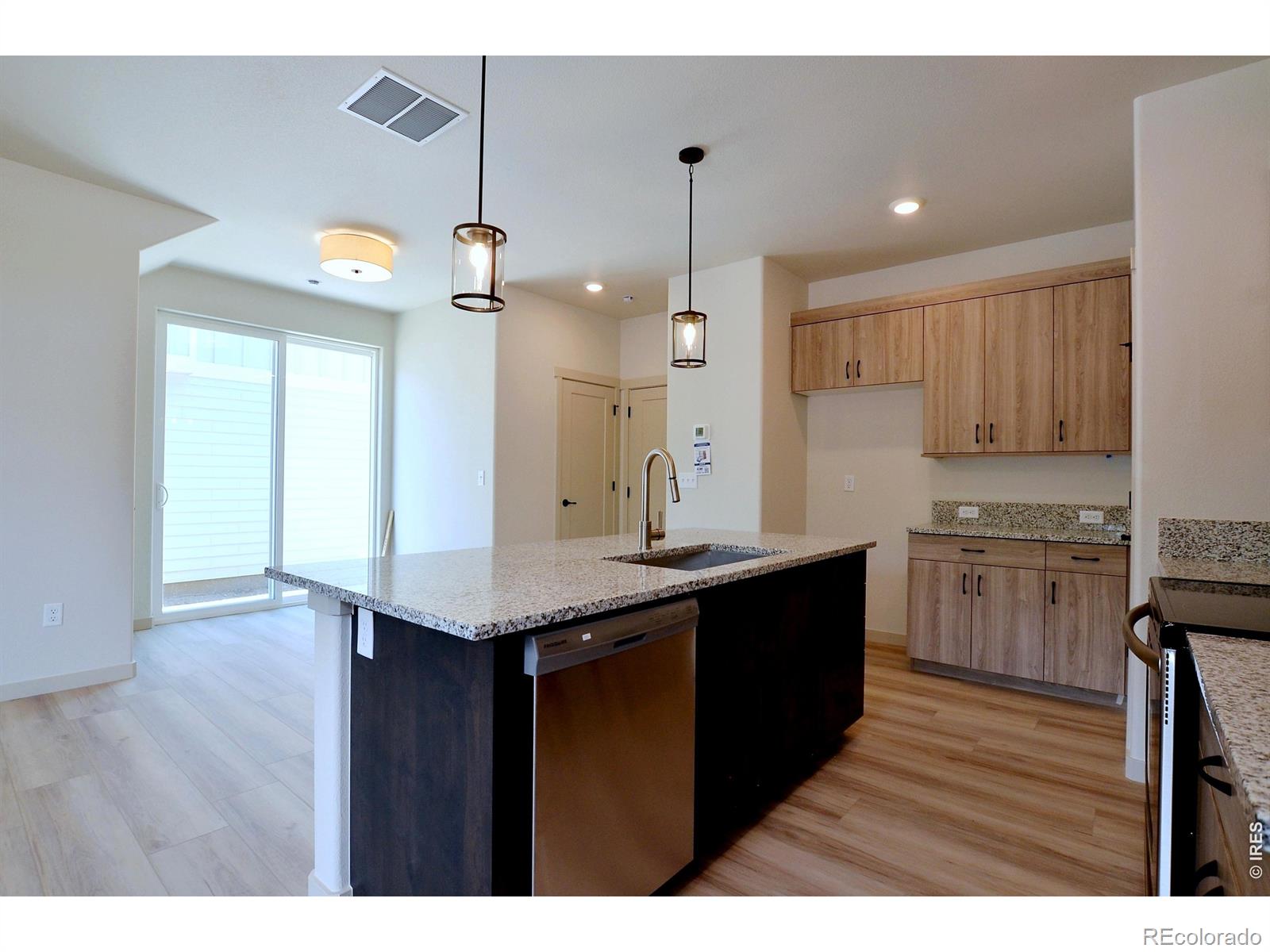 MLS Image #9 for 529 s 10th street,berthoud, Colorado