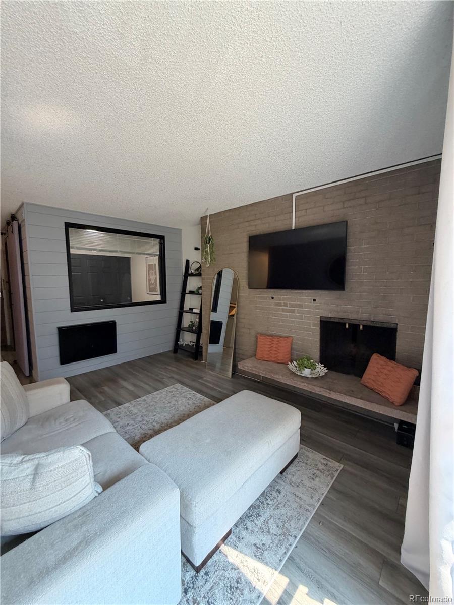 MLS Image #1 for 4110  hale parkway,denver, Colorado