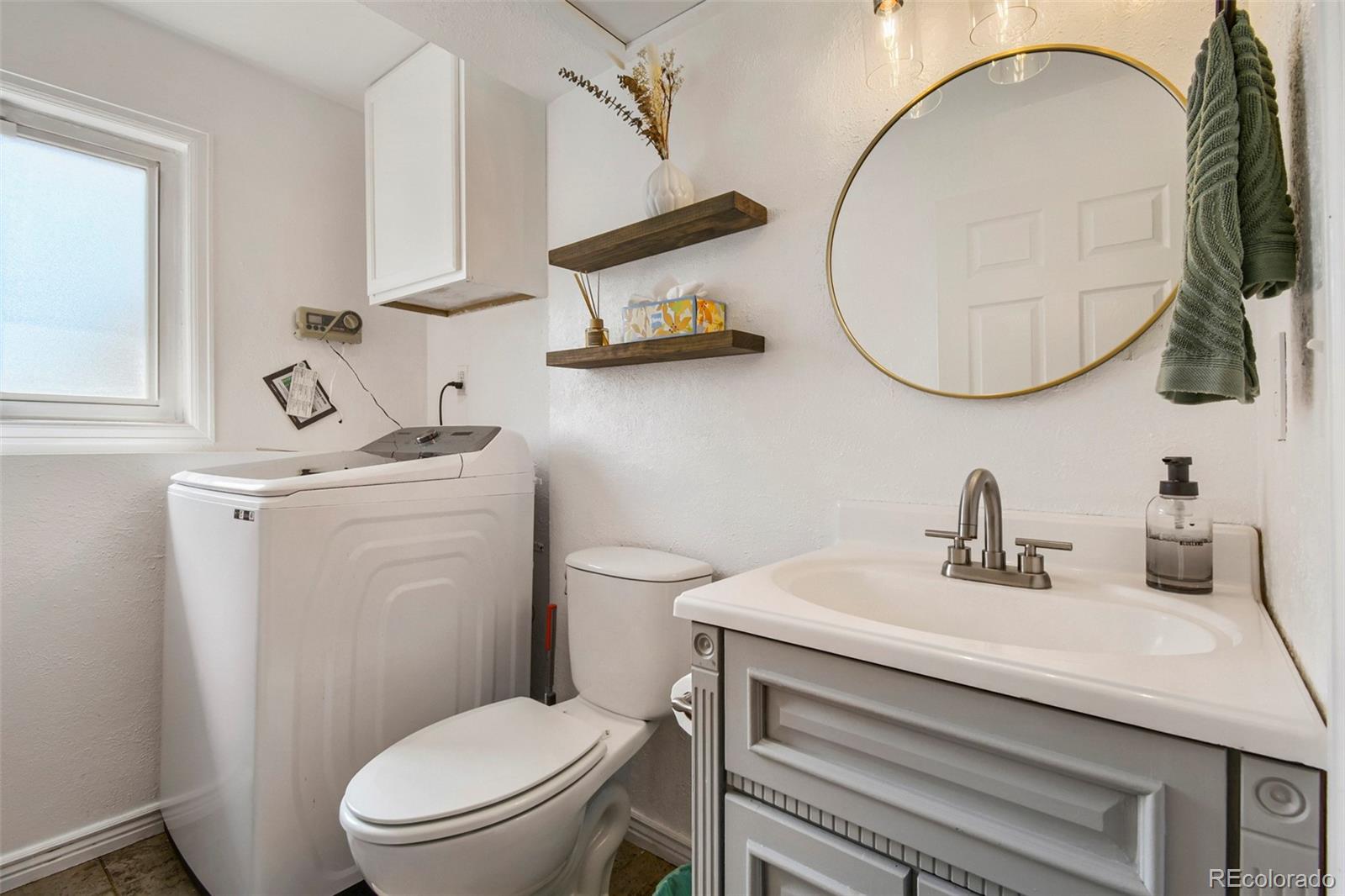 MLS Image #13 for 10946  glencoe place,denver, Colorado