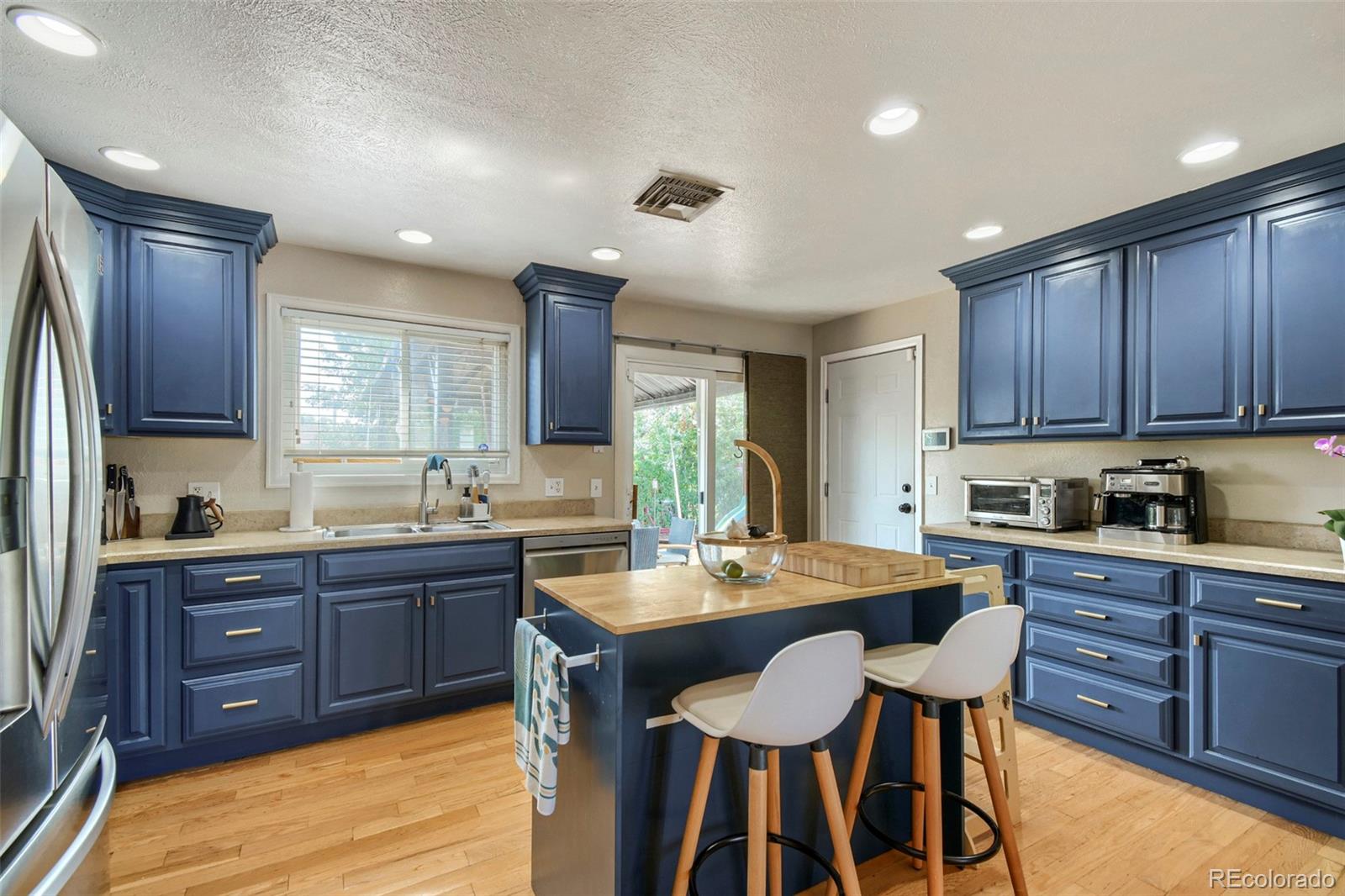 MLS Image #5 for 10946  glencoe place,denver, Colorado