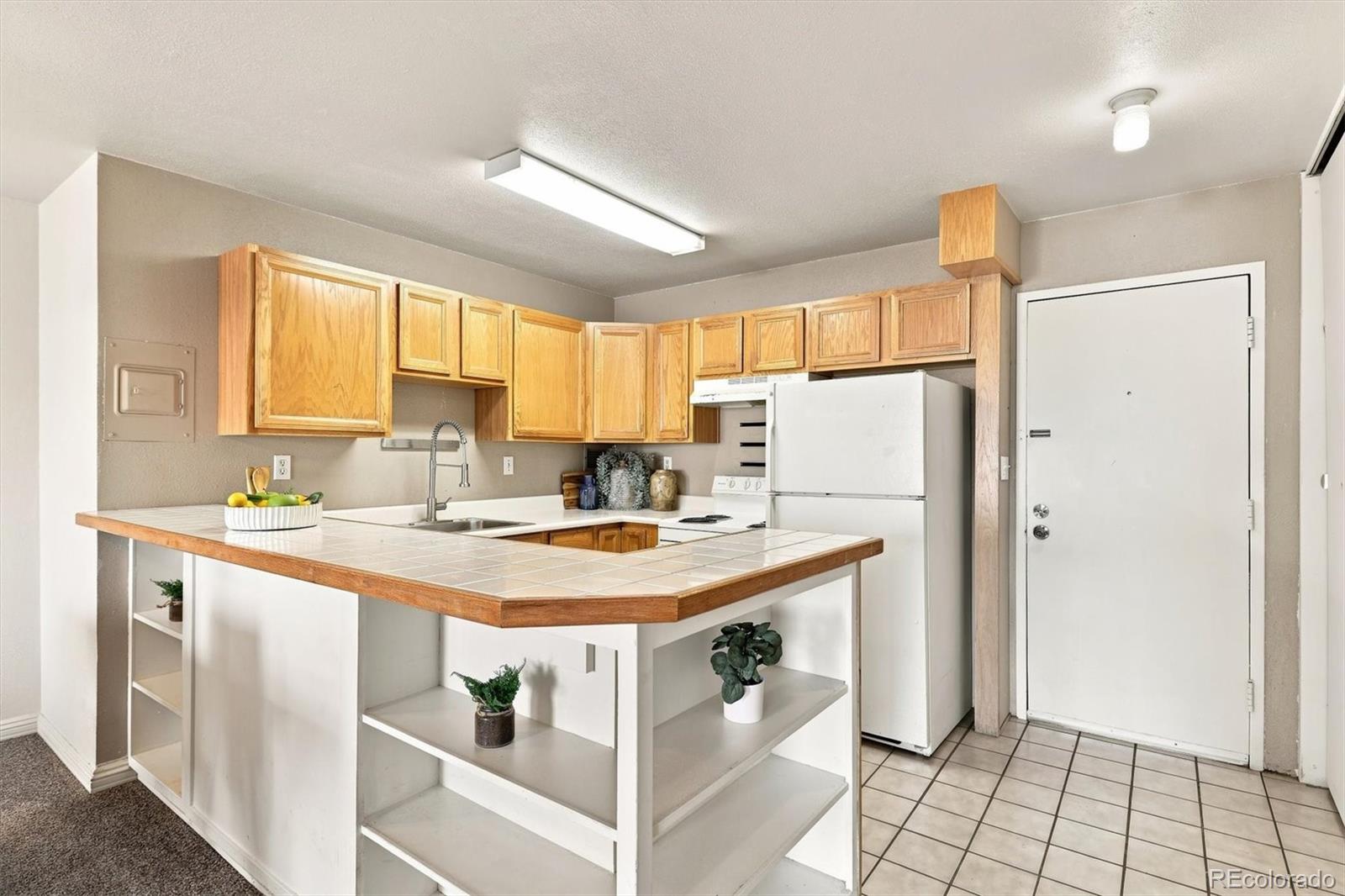 MLS Image #13 for 1121  albion street,denver, Colorado
