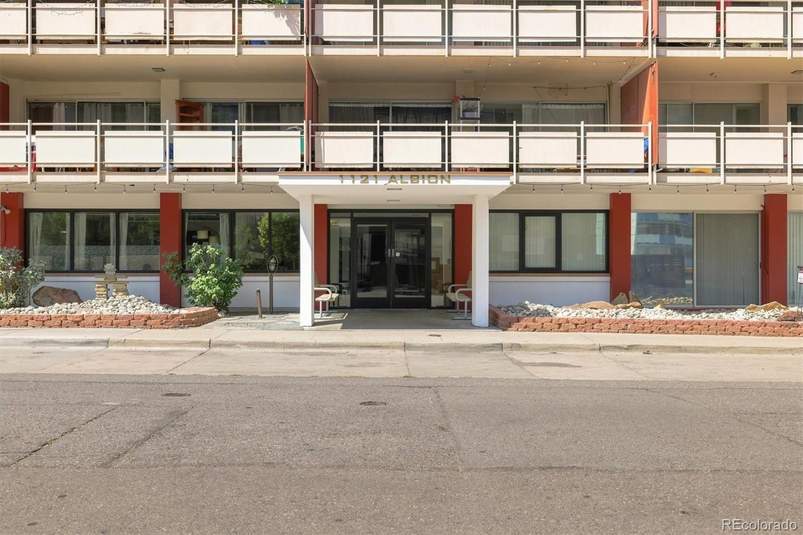 MLS Image #6 for 1121  albion street,denver, Colorado