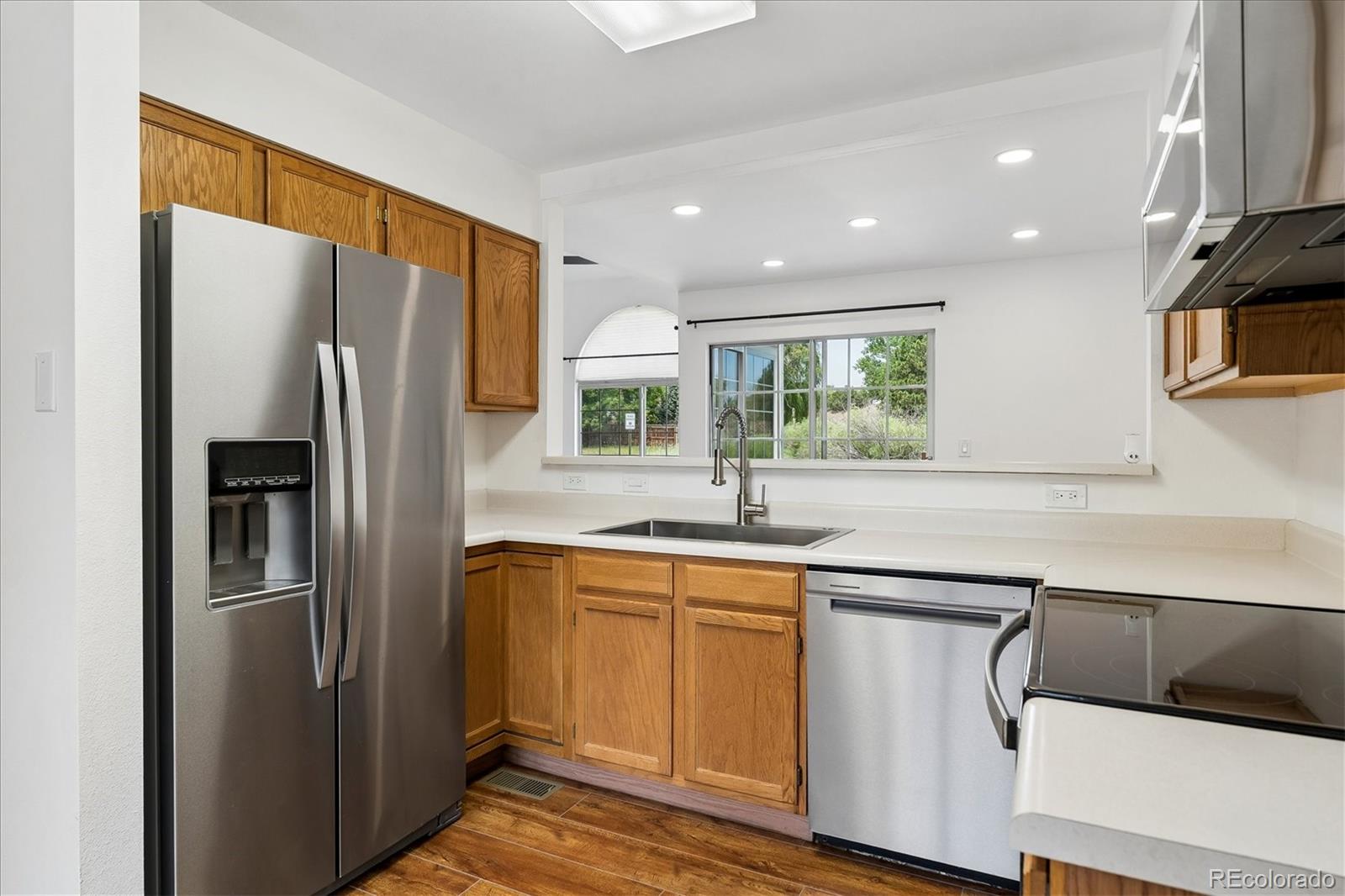 MLS Image #1 for 10557 w maplewood drive,littleton, Colorado