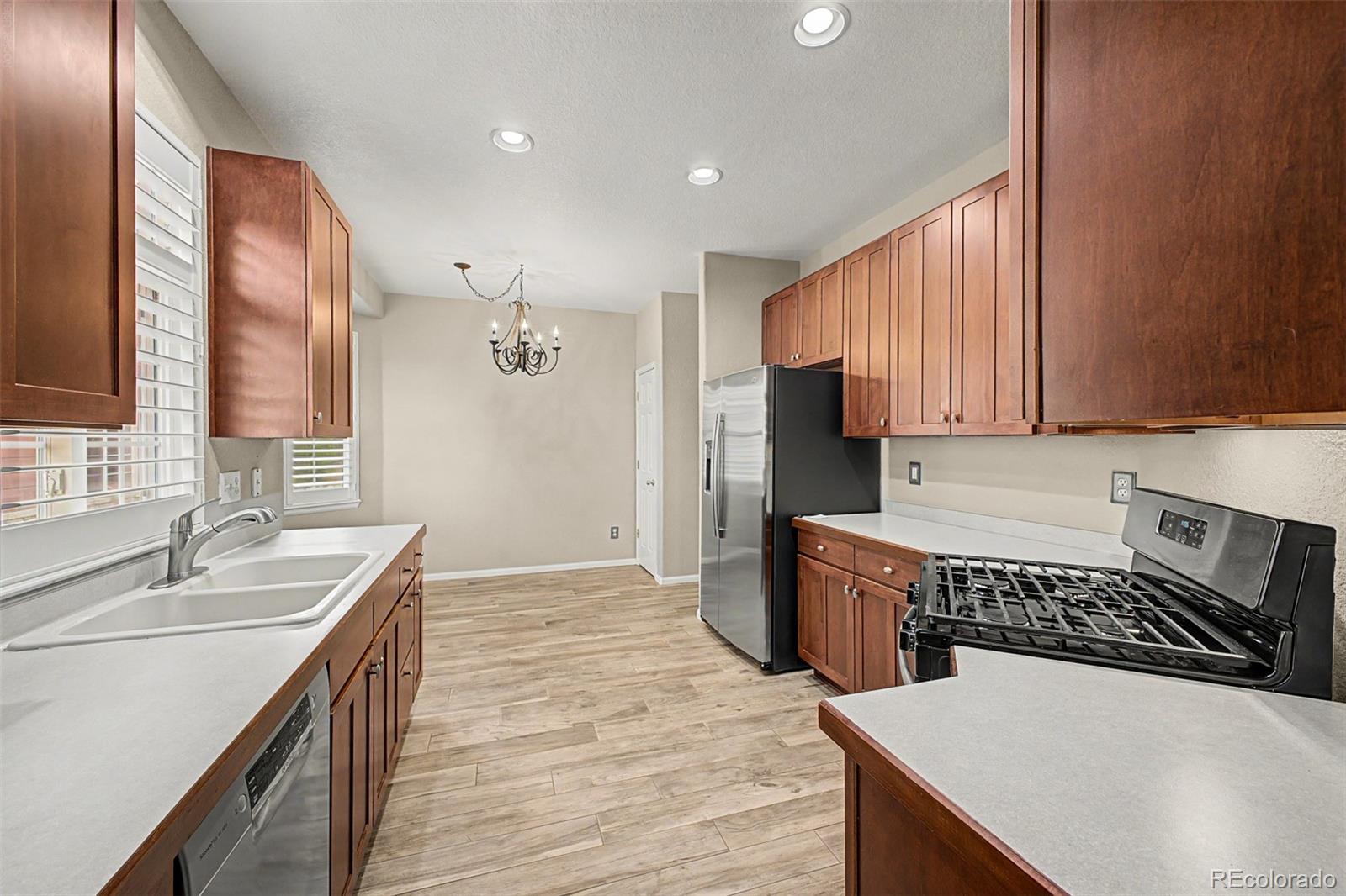 MLS Image #20 for 13832  legend way,broomfield, Colorado