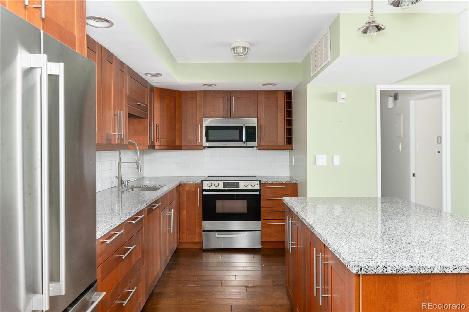 MLS Image #4 for 790 n washington street 706,denver, Colorado