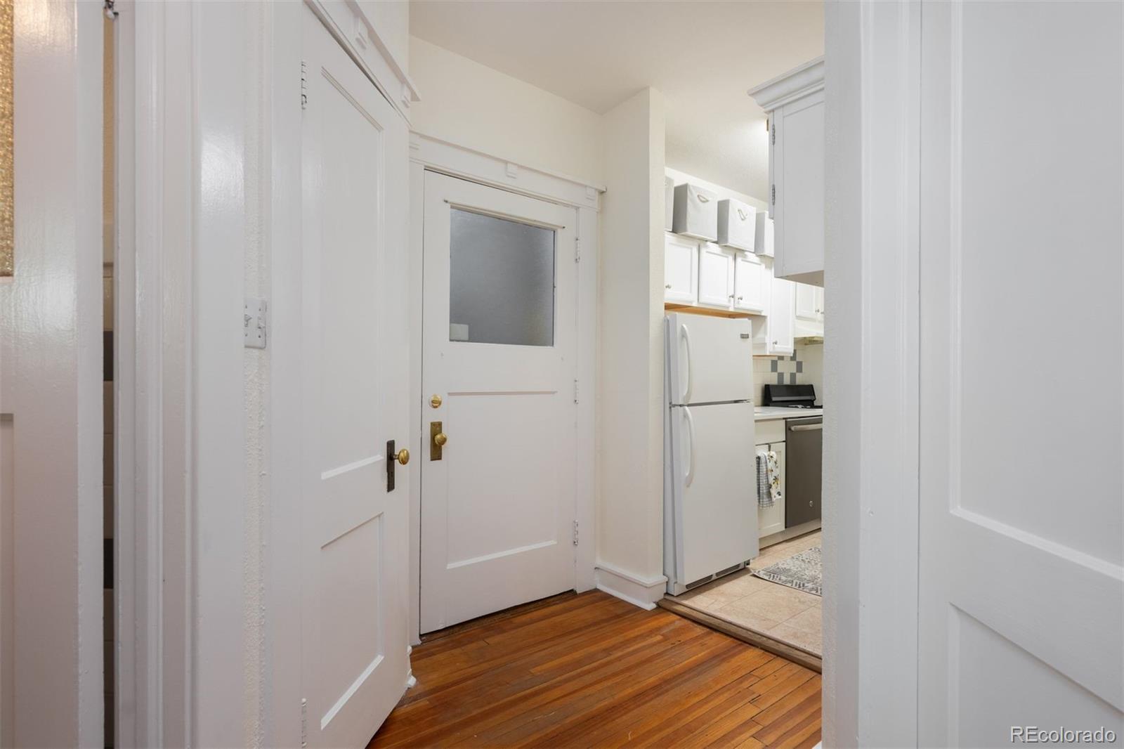 MLS Image #17 for 1266 n emerson street,denver, Colorado