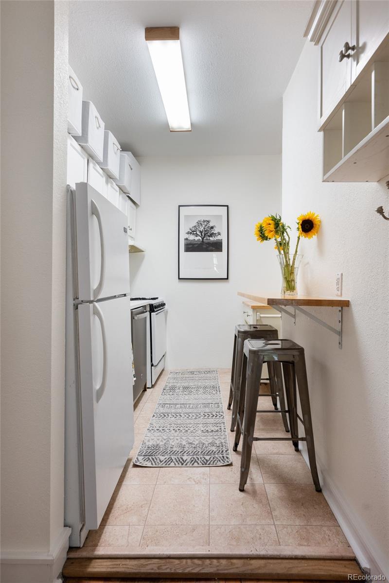 MLS Image #19 for 1266 n emerson street,denver, Colorado
