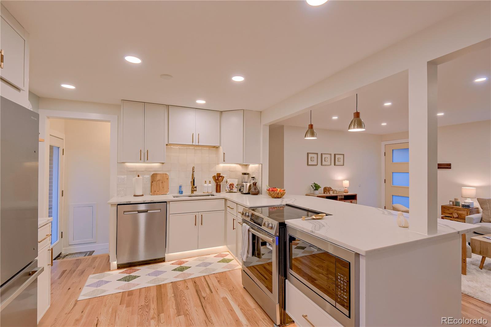 MLS Image #6 for 6586 s kit carson street,littleton, Colorado