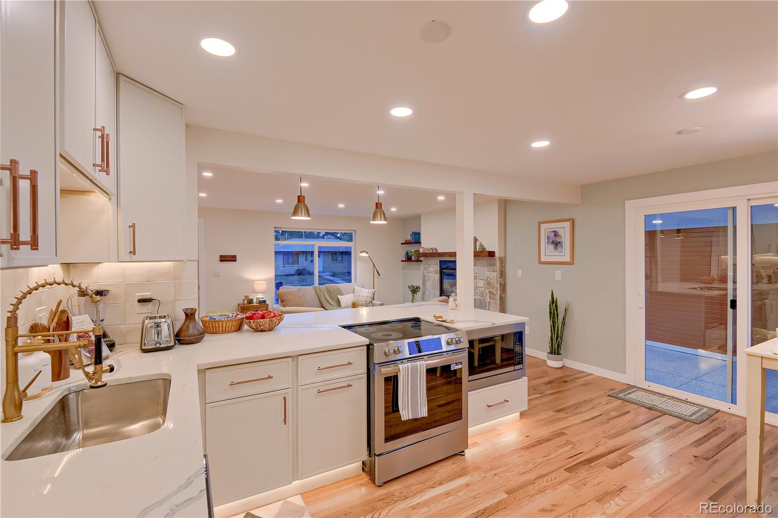 MLS Image #7 for 6586 s kit carson street,littleton, Colorado