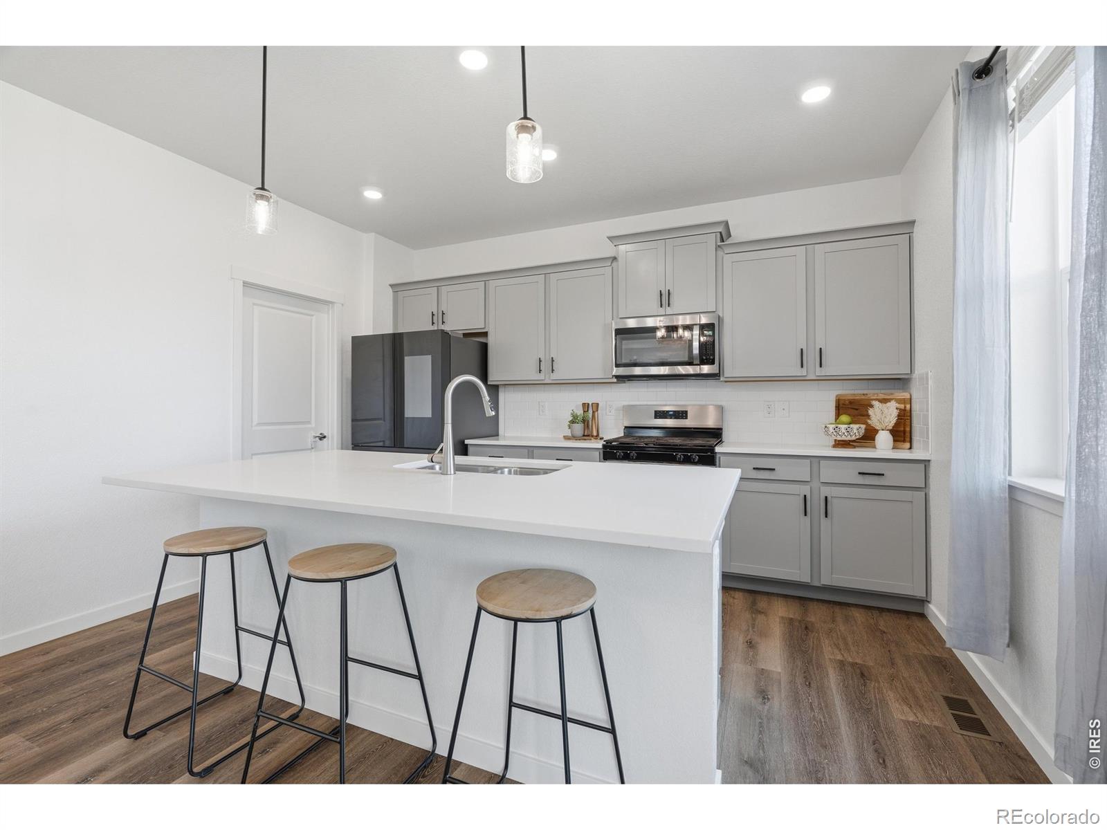 MLS Image #9 for 1822  westport avenue,berthoud, Colorado