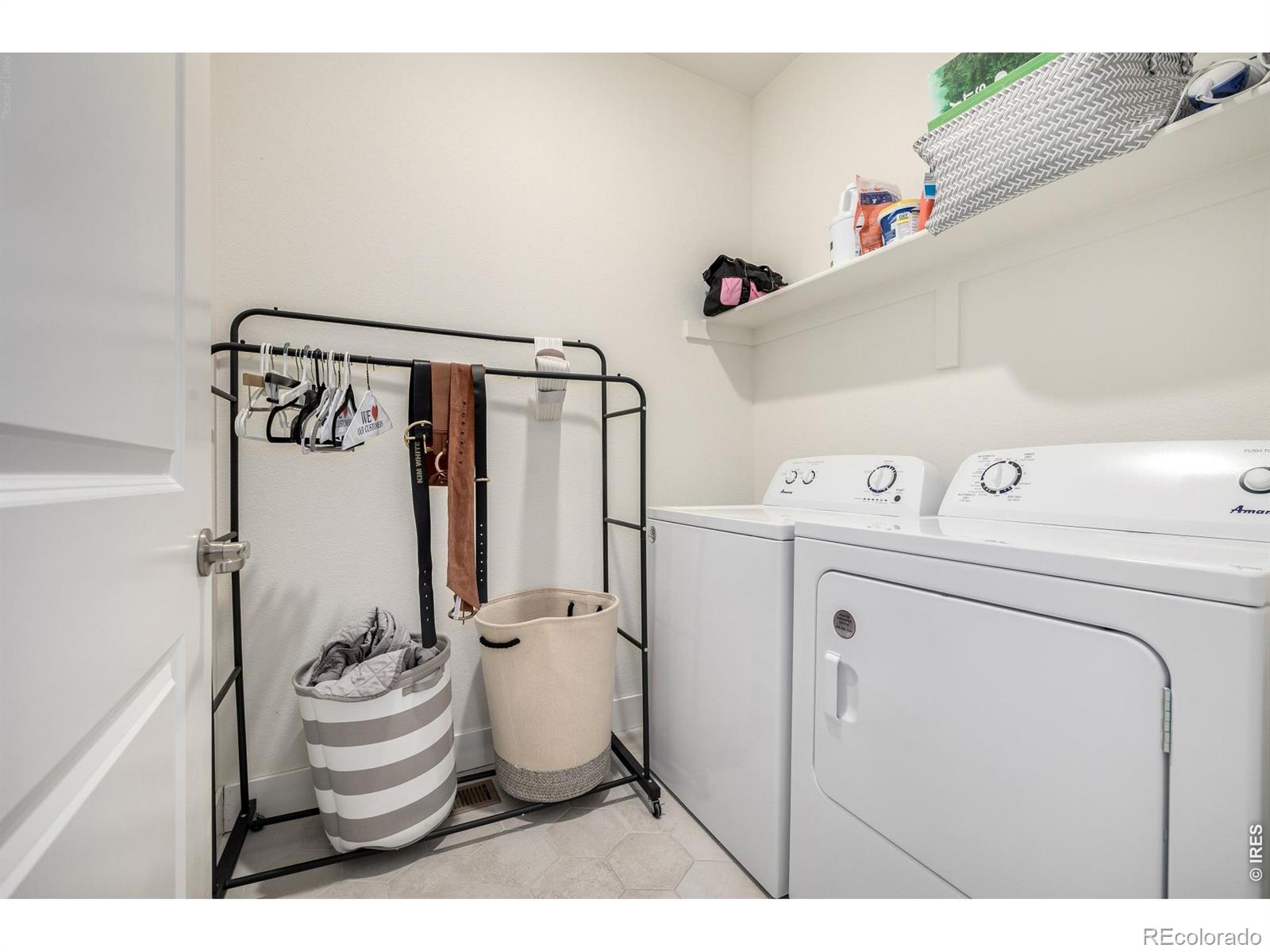 MLS Image #17 for 8863  fraser river loop,littleton, Colorado