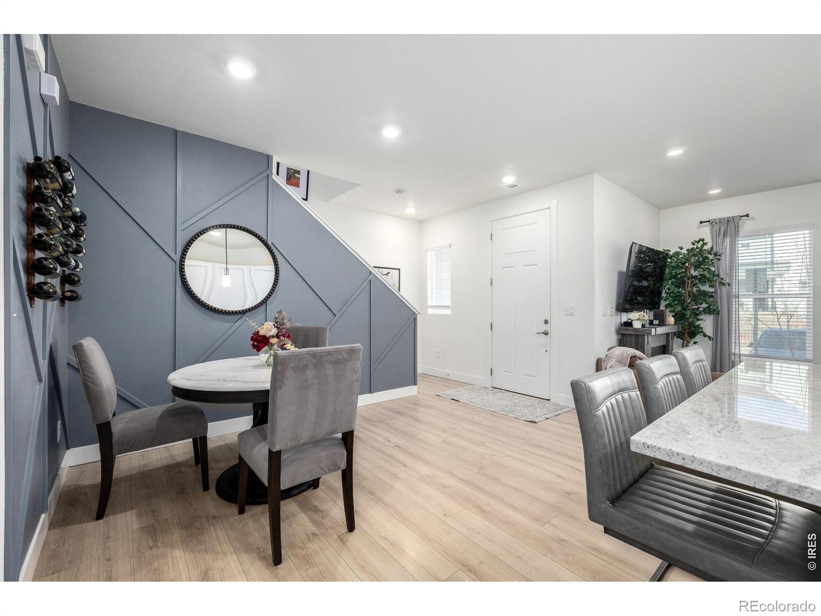 MLS Image #5 for 8863  fraser river loop,littleton, Colorado