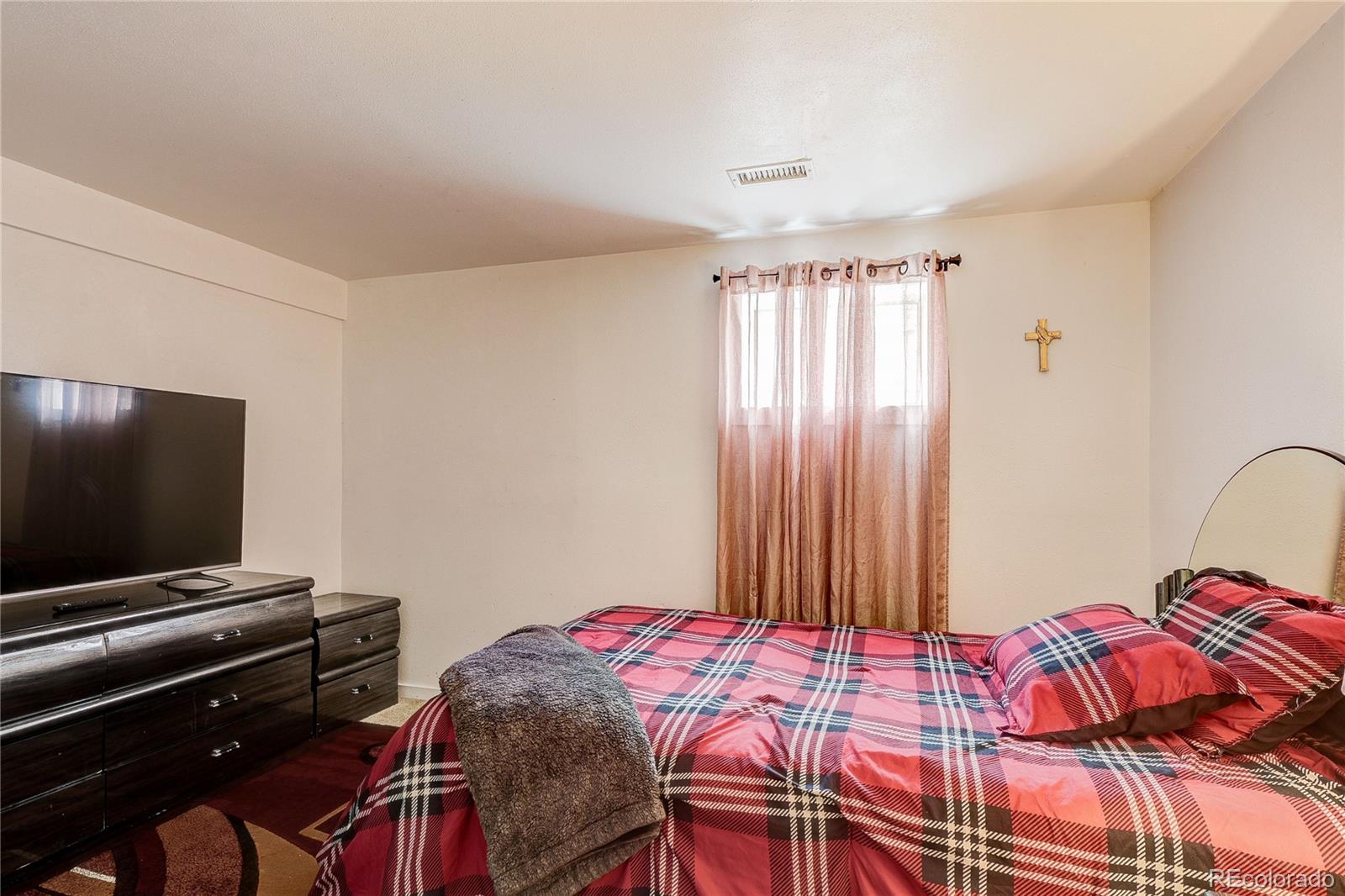 MLS Image #21 for 13142 e louisiana avenue,aurora, Colorado