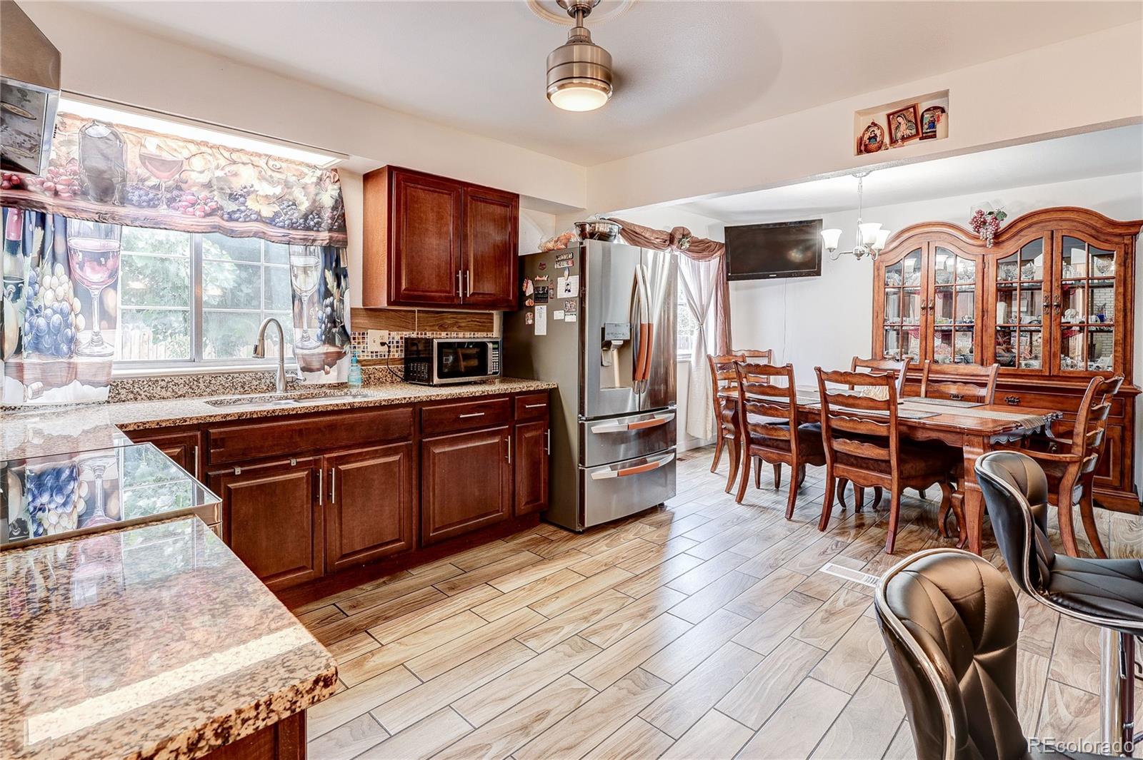 MLS Image #5 for 13142 e louisiana avenue,aurora, Colorado