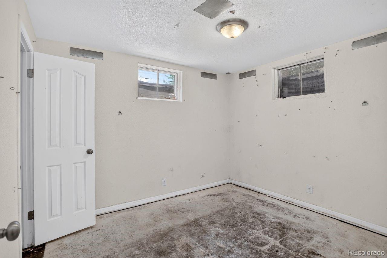 MLS Image #26 for 292  linda sue lane,denver, Colorado