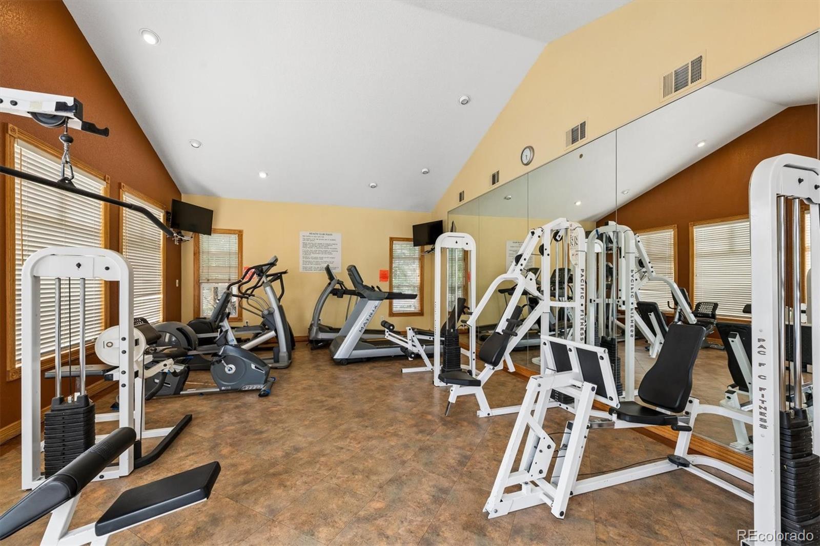 MLS Image #21 for 3261 e 103rd place,denver, Colorado