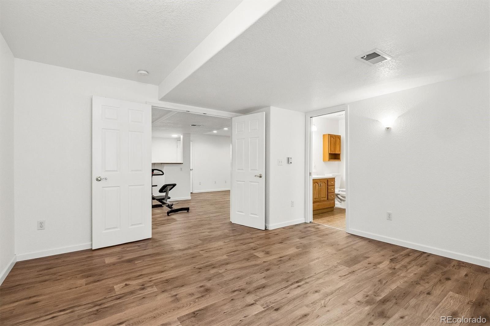 MLS Image #32 for 6129 s newark way,englewood, Colorado