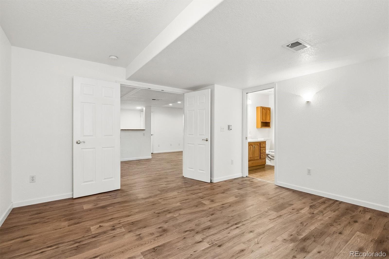 MLS Image #38 for 6129 s newark way,englewood, Colorado