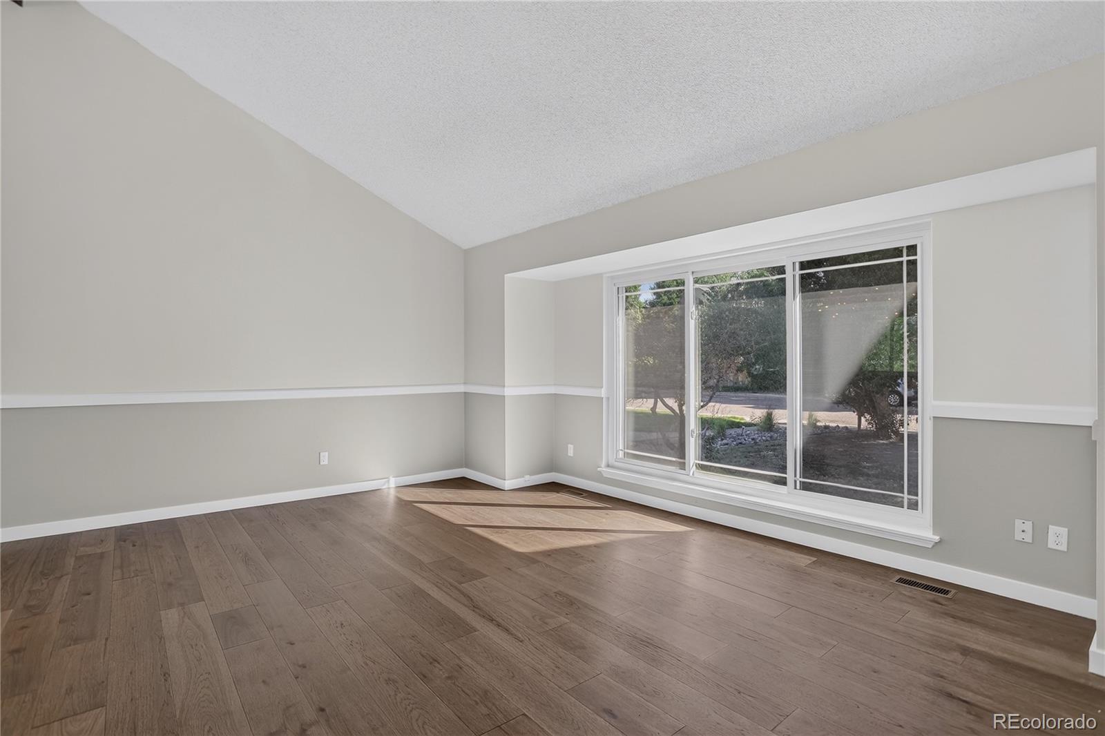 MLS Image #6 for 4916  horseshoe bend street,colorado springs, Colorado