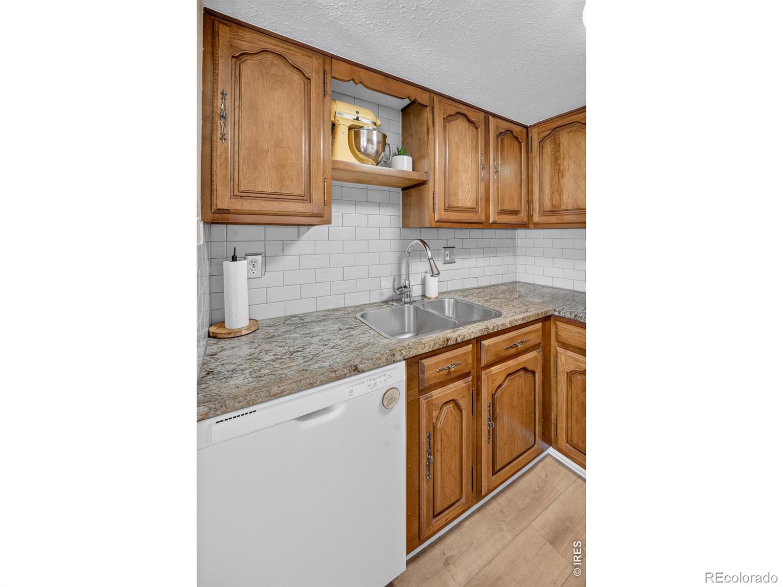 MLS Image #10 for 1057 e 5th street,loveland, Colorado