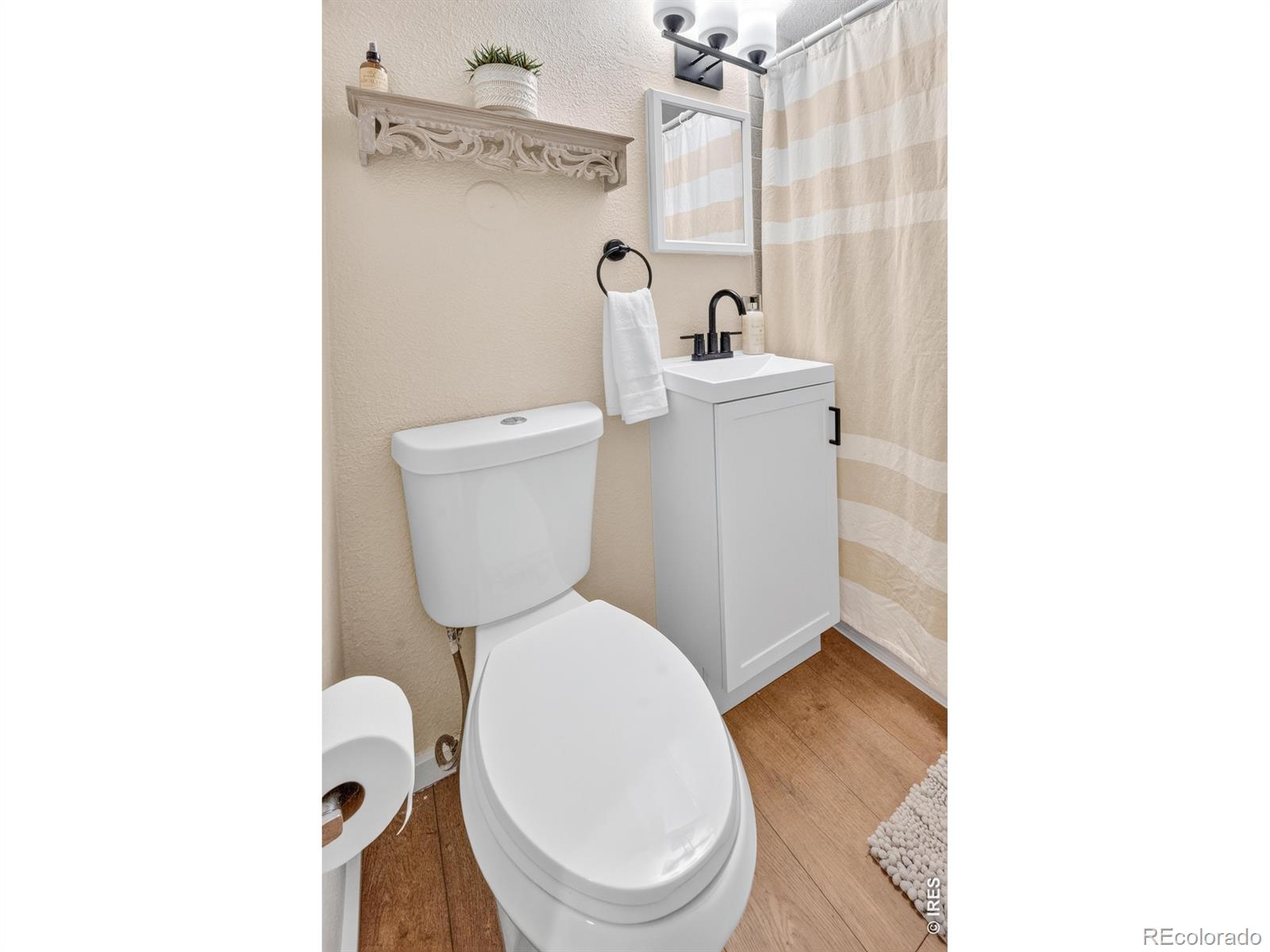 MLS Image #17 for 1057 e 5th street,loveland, Colorado
