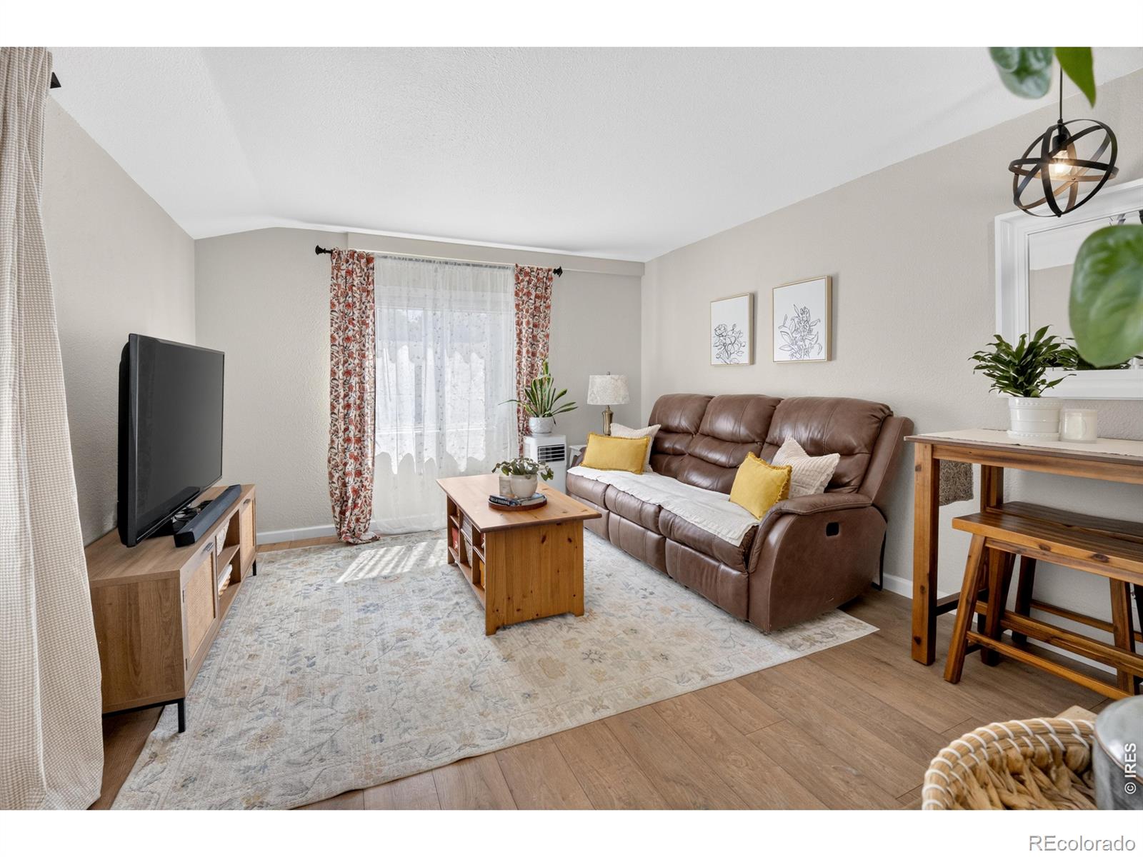 MLS Image #3 for 1057 e 5th street,loveland, Colorado