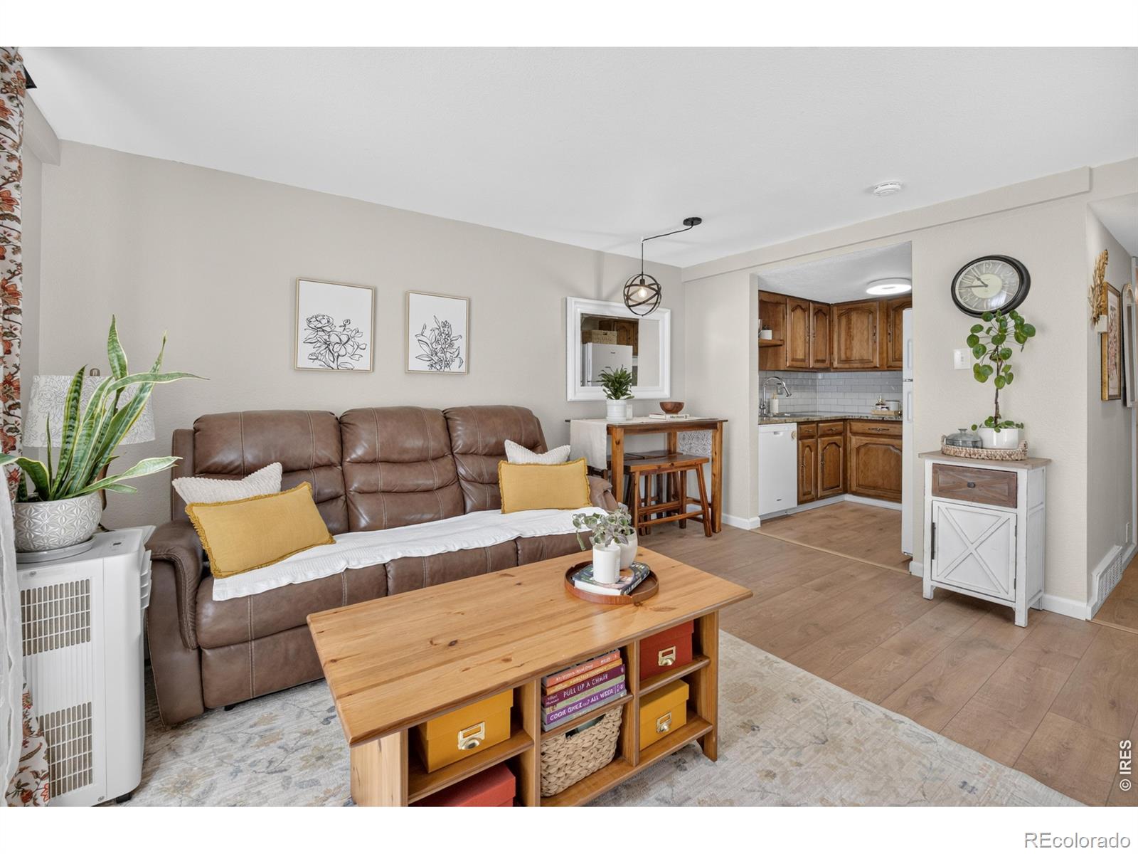 MLS Image #4 for 1057 e 5th street,loveland, Colorado