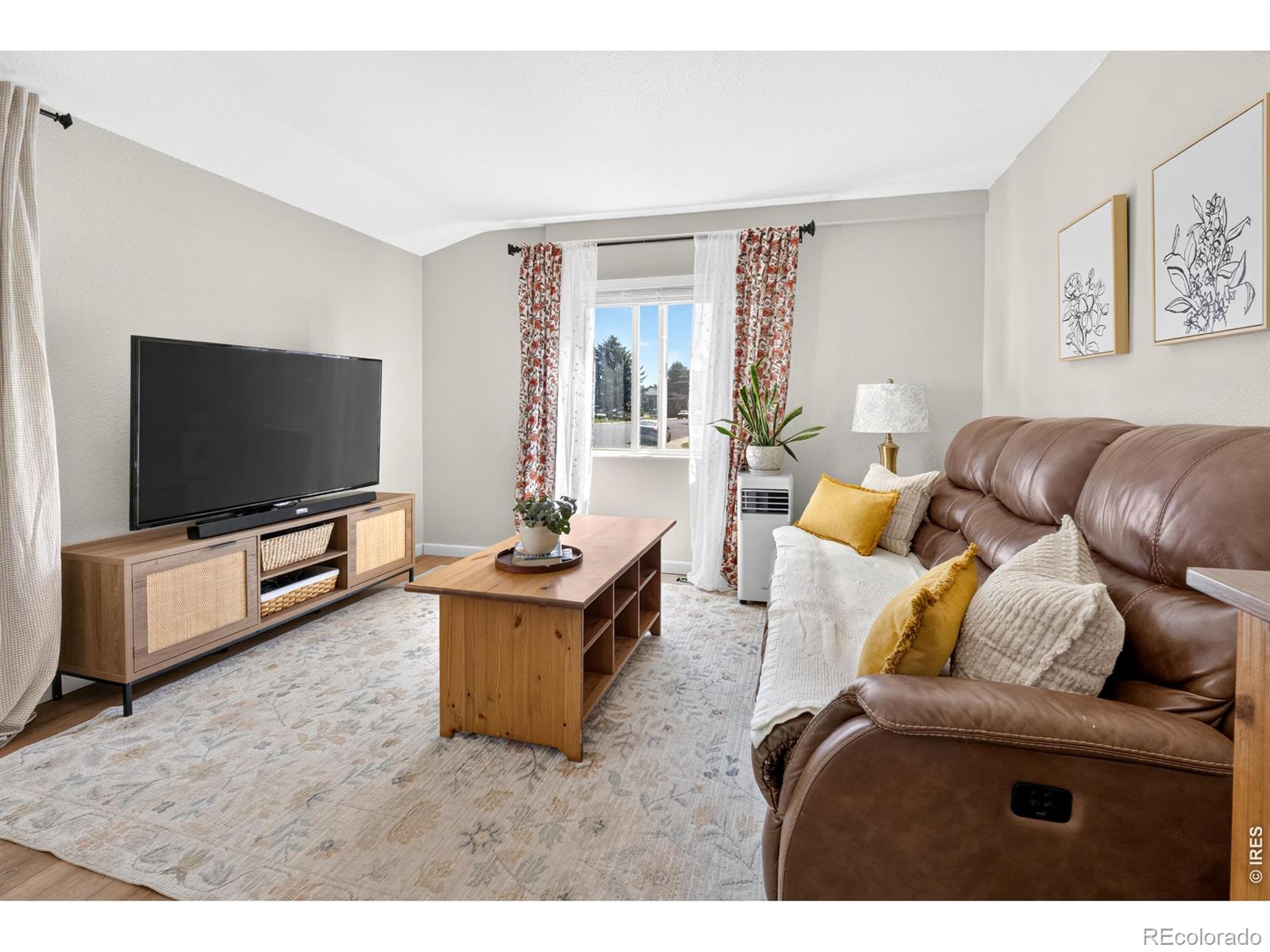 MLS Image #5 for 1057 e 5th street,loveland, Colorado