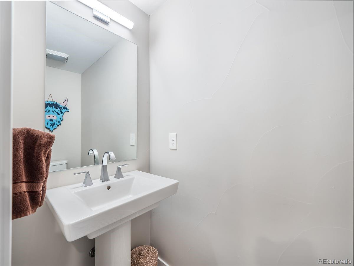 MLS Image #11 for 1329  wolff street,denver, Colorado