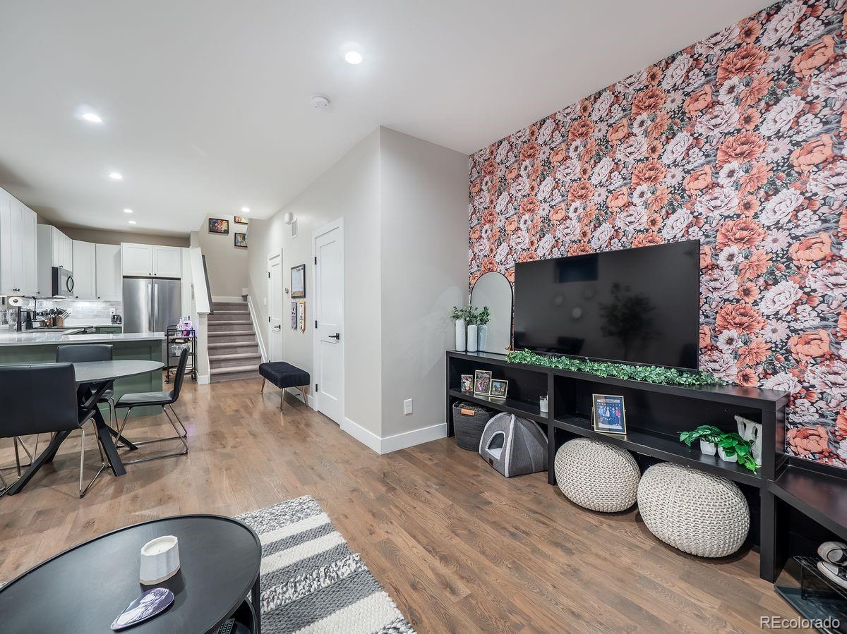 MLS Image #4 for 1329  wolff street,denver, Colorado