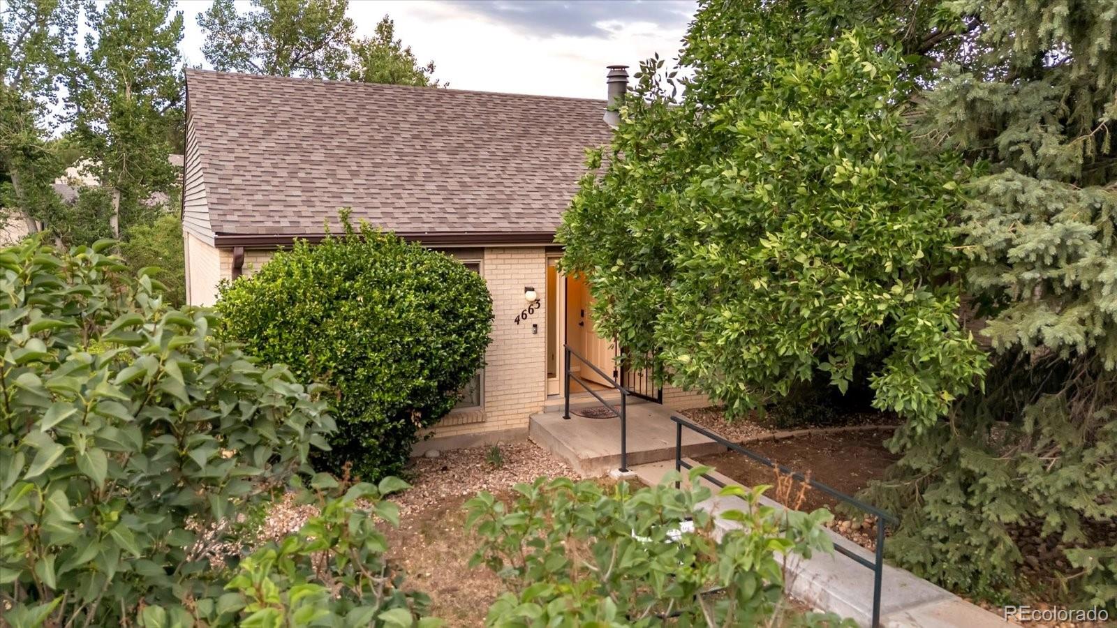 MLS Image #2 for 4663 w ponds circle,littleton, Colorado