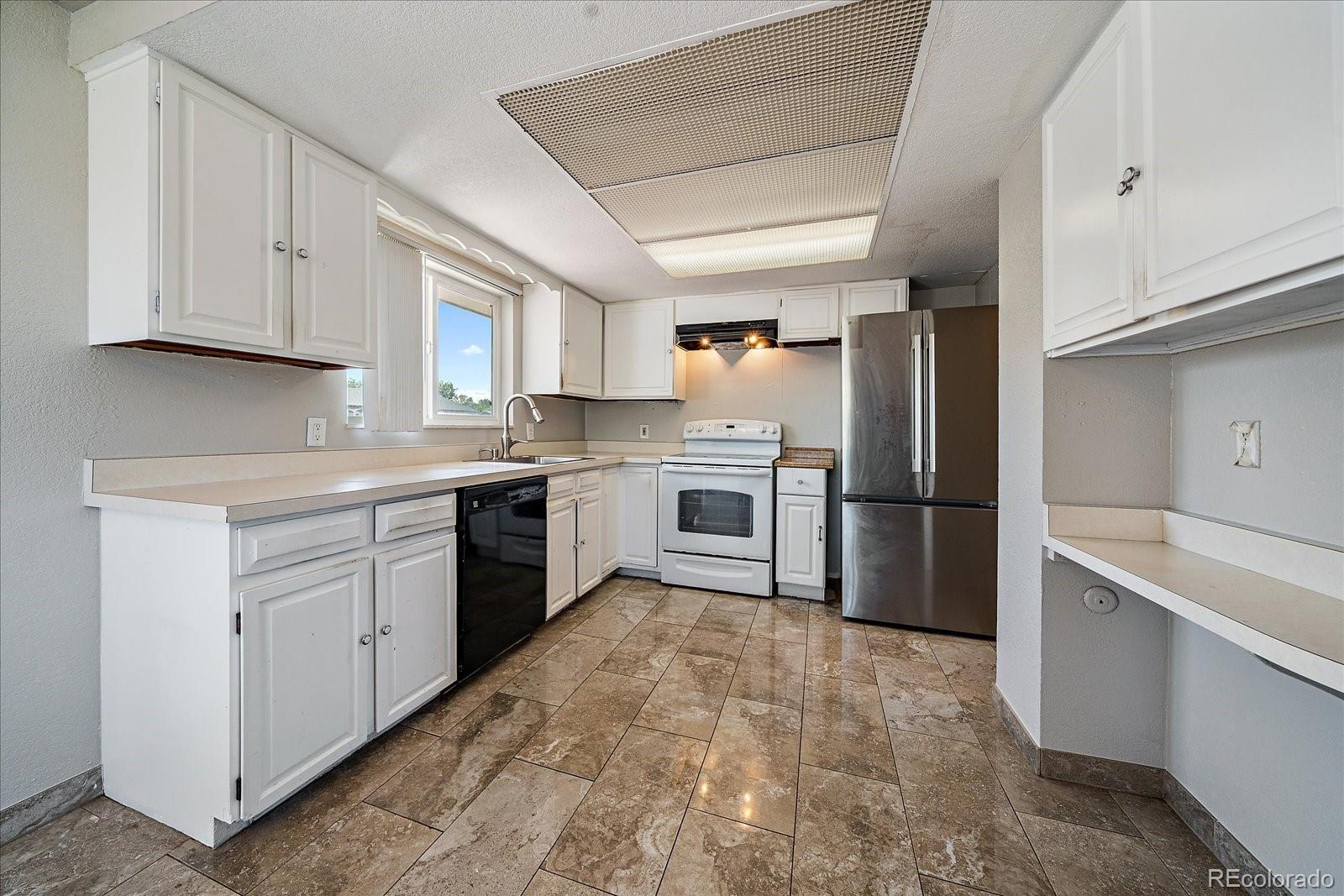 MLS Image #7 for 5042  scranton street,denver, Colorado