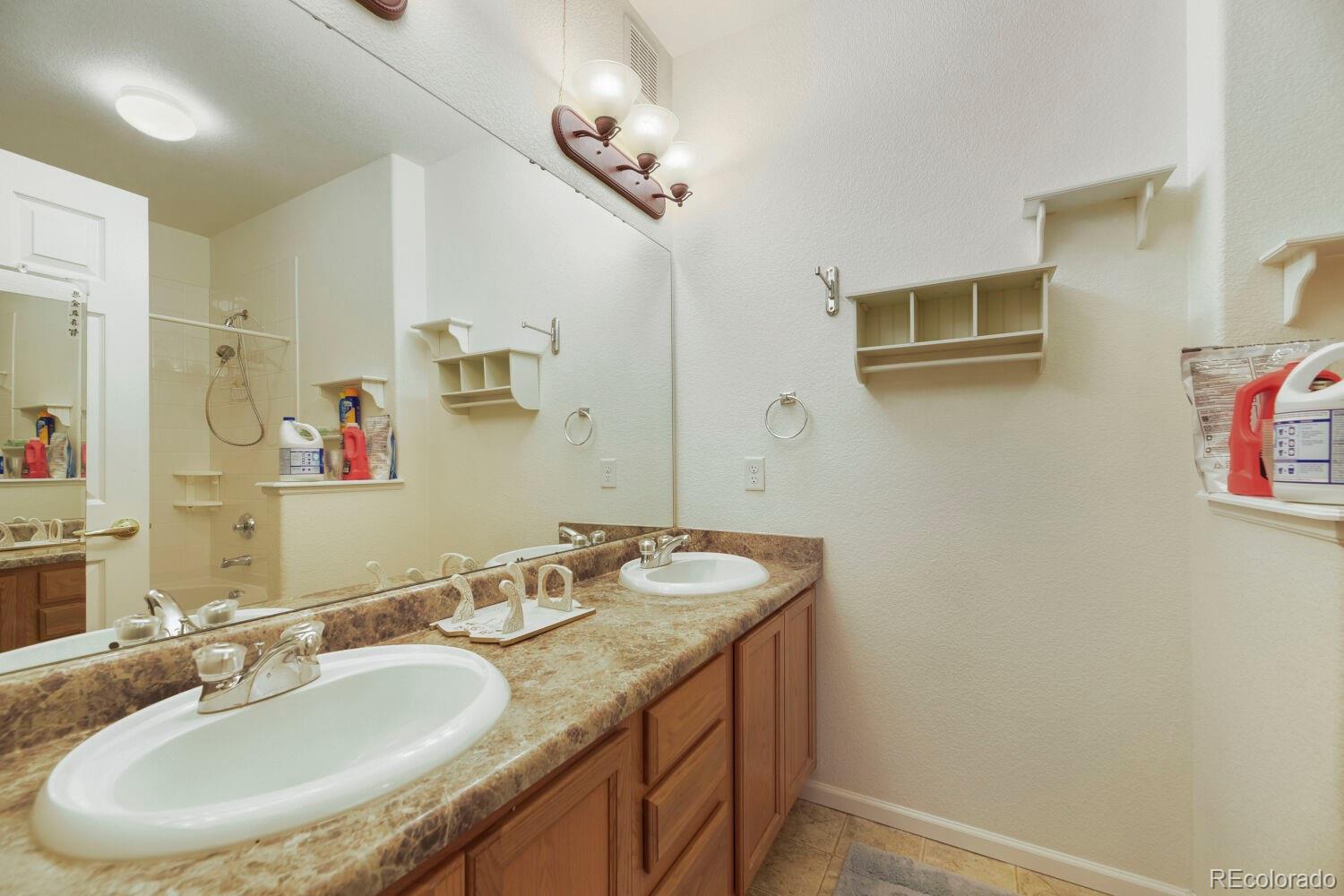 MLS Image #18 for 15700 e jamison drive 2-206,englewood, Colorado