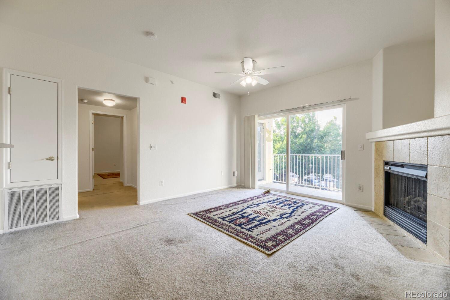 MLS Image #3 for 15700 e jamison drive 2-206,englewood, Colorado