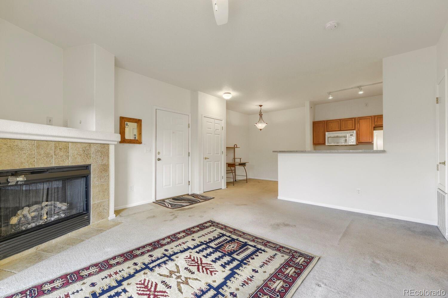 MLS Image #5 for 15700 e jamison drive 2-206,englewood, Colorado
