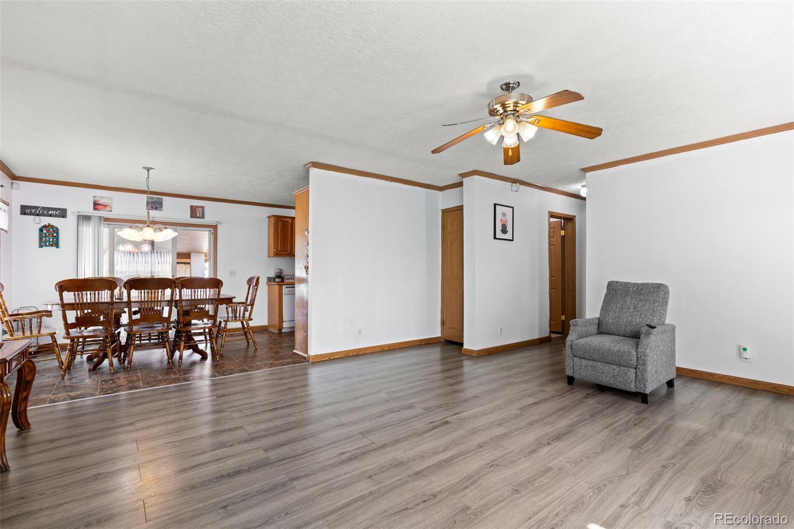 MLS Image #10 for 5690 w bryant street,denver, Colorado