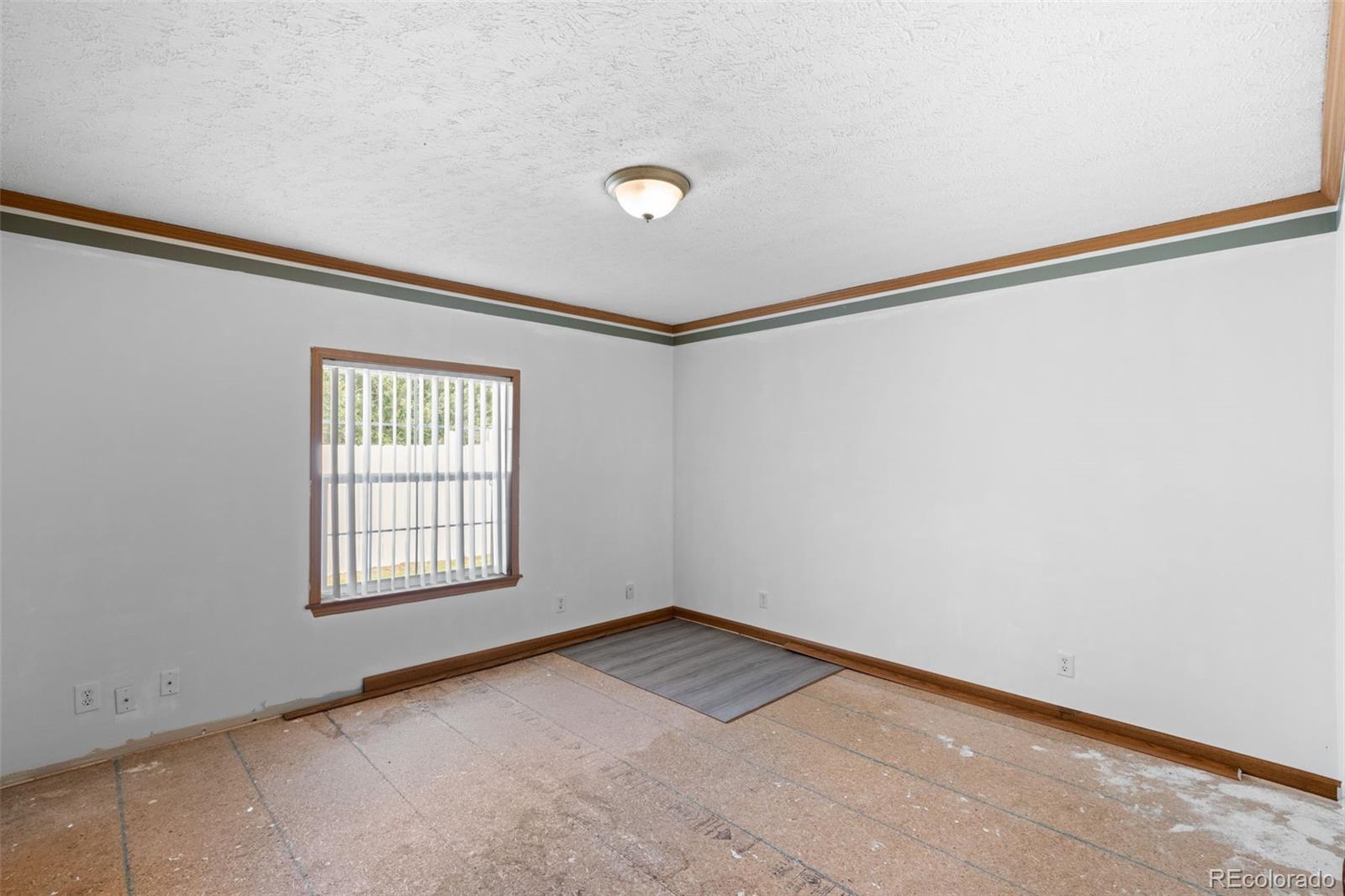 MLS Image #19 for 5690 w bryant street,denver, Colorado