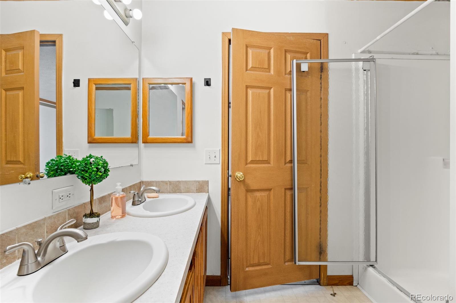 MLS Image #23 for 5690 w bryant street,denver, Colorado