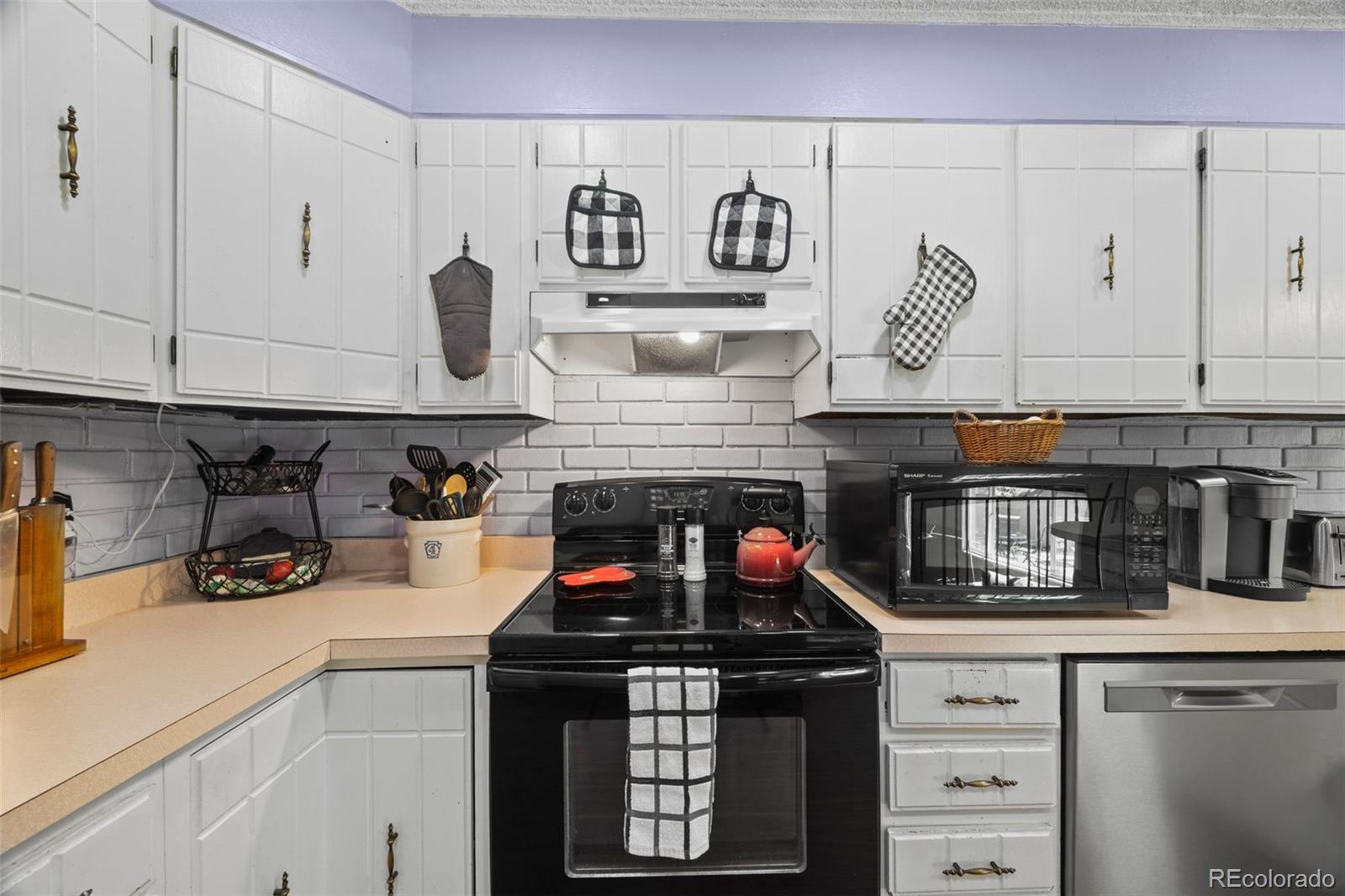 MLS Image #18 for 8412  newland drive,arvada, Colorado
