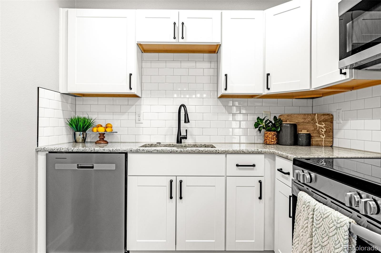 MLS Image #10 for 2214  sonoma drive,colorado springs, Colorado