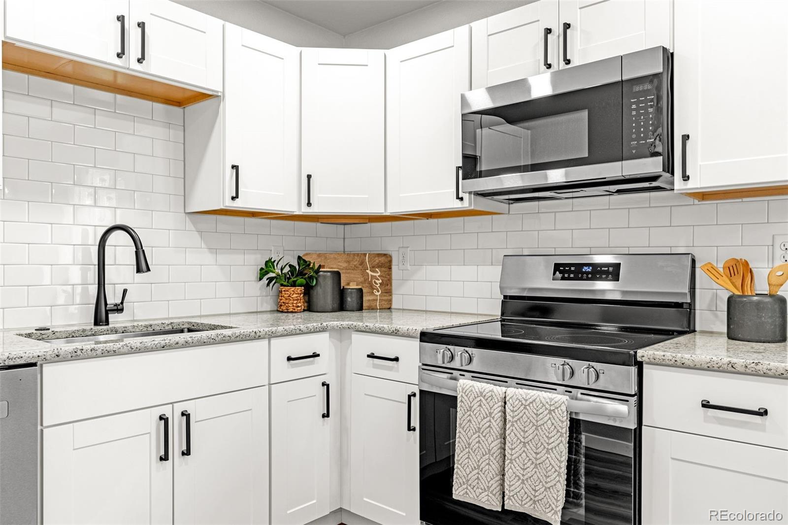 MLS Image #11 for 2214  sonoma drive,colorado springs, Colorado