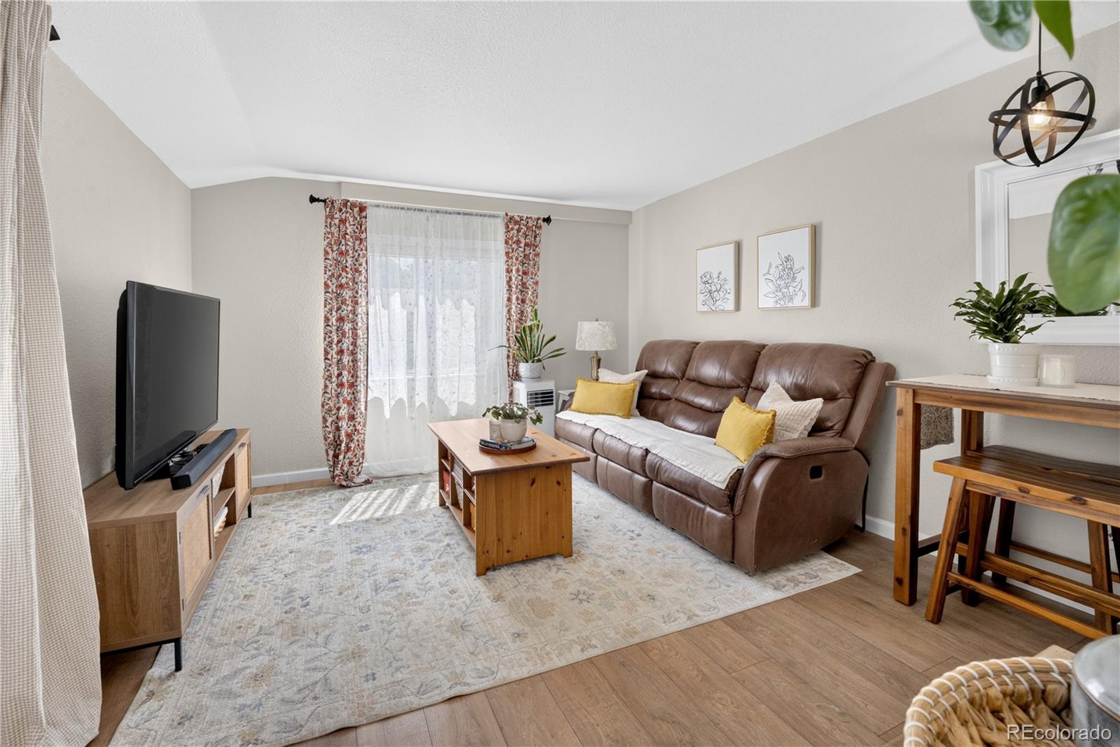 MLS Image #2 for 1057 e 5th street,loveland, Colorado
