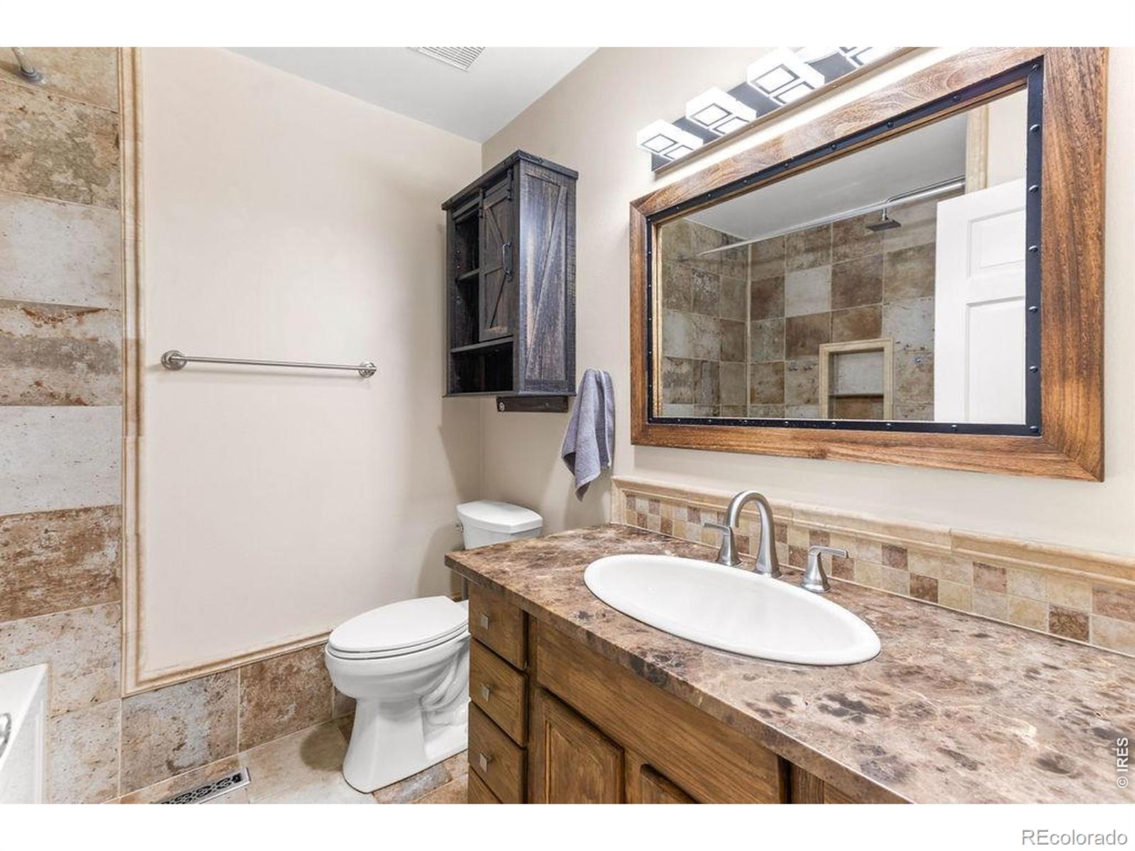 MLS Image #14 for 2509  greenmont drive,fort collins, Colorado