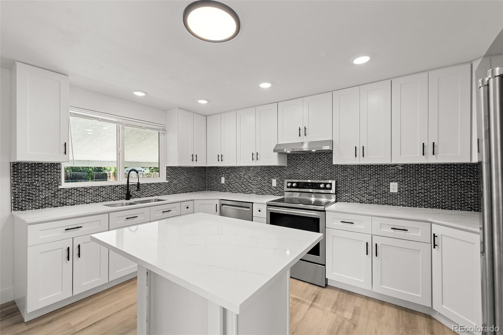 MLS Image #4 for 1337  upham street,denver, Colorado
