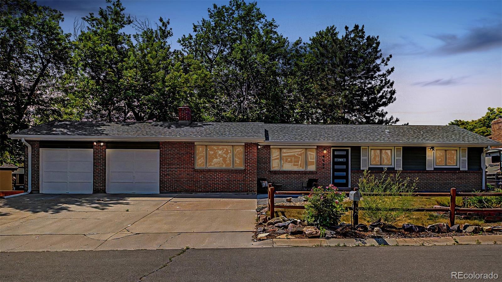 MLS Image #1 for 4667  badger lane,littleton, Colorado