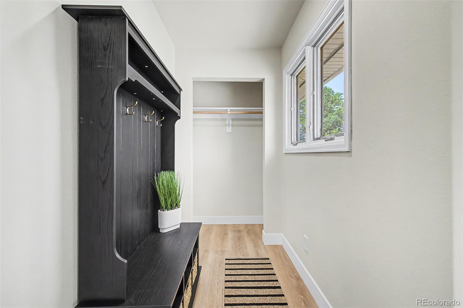 MLS Image #3 for 4667  badger lane,littleton, Colorado