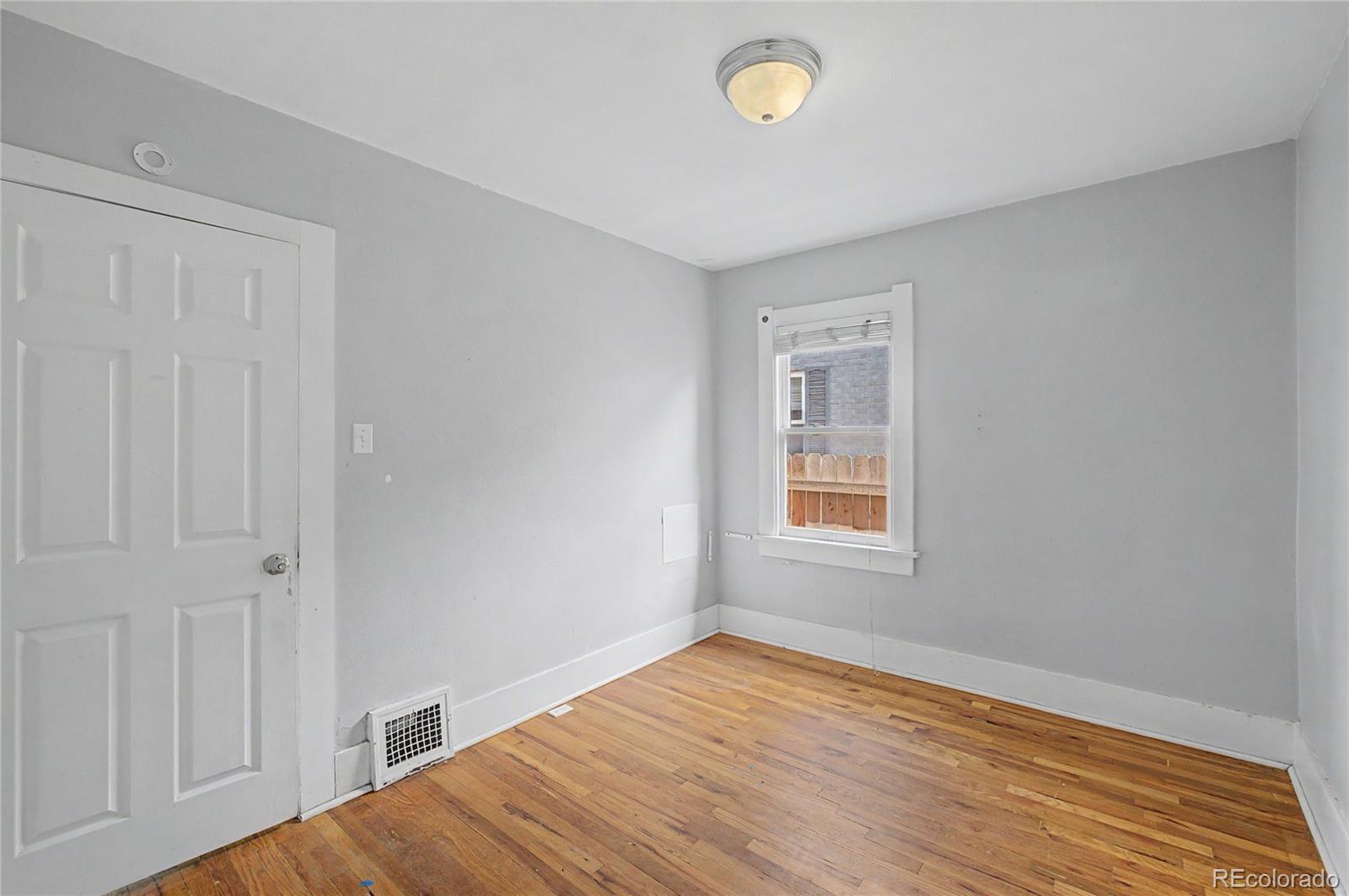 MLS Image #11 for 3318 n steele street,denver, Colorado