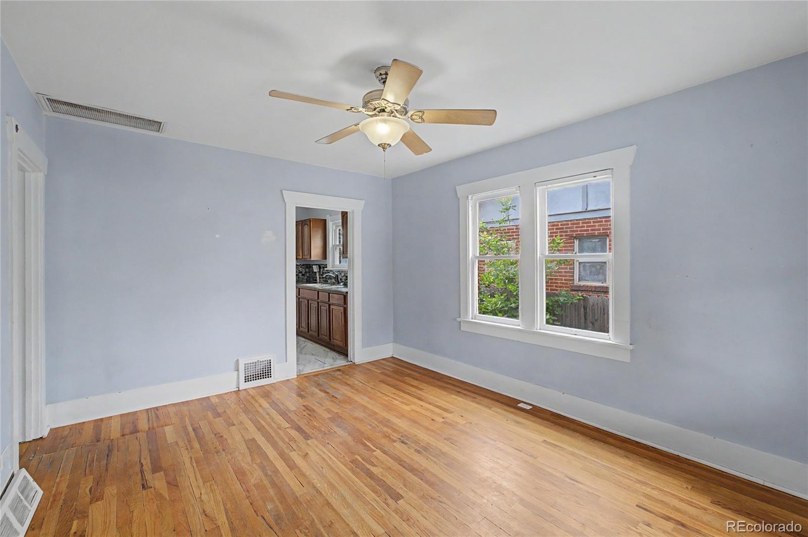 MLS Image #4 for 3318 n steele street,denver, Colorado