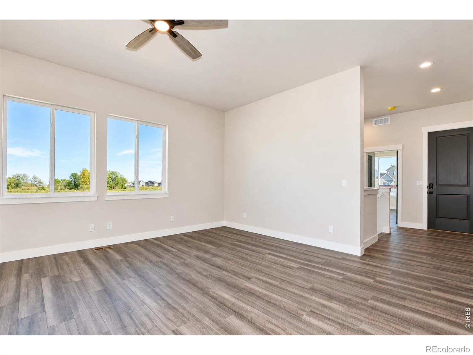 MLS Image #11 for 10531  12th street,greeley, Colorado